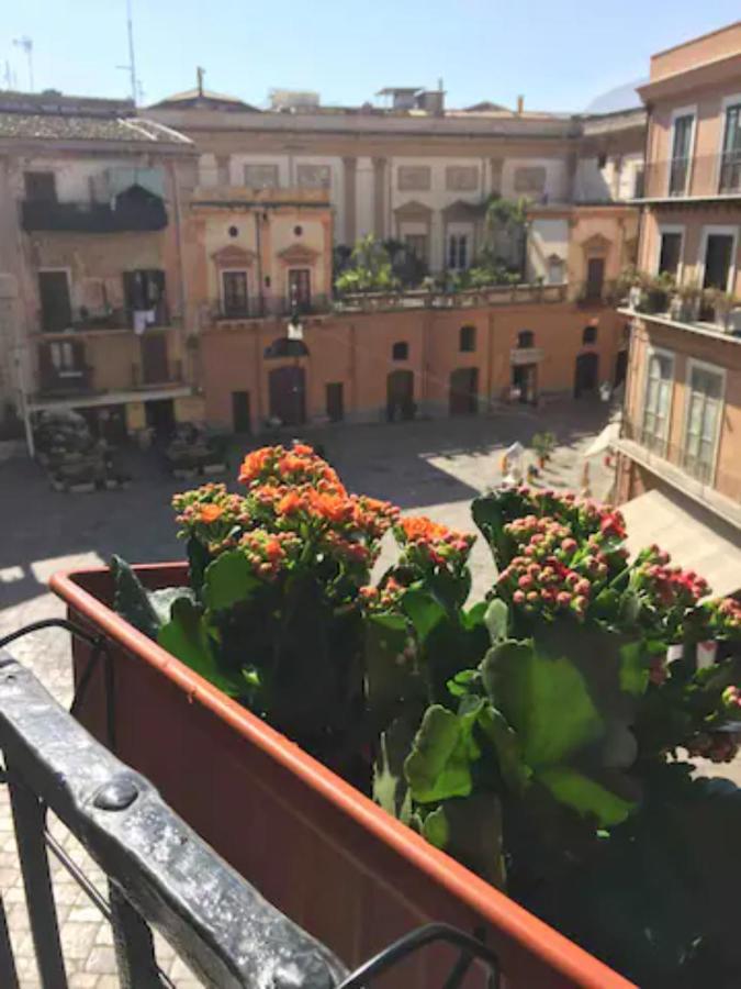 Agora Sant'Anna Apartment Palermo Buitenkant foto