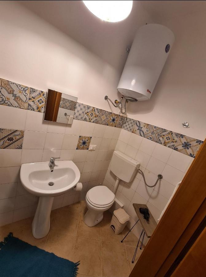Agora Sant'Anna Apartment Palermo Buitenkant foto